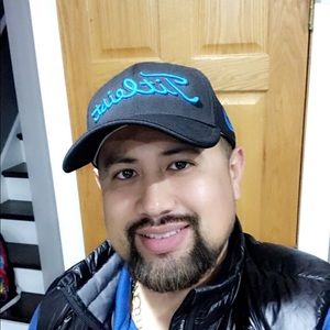 Meet your Posher, Luis